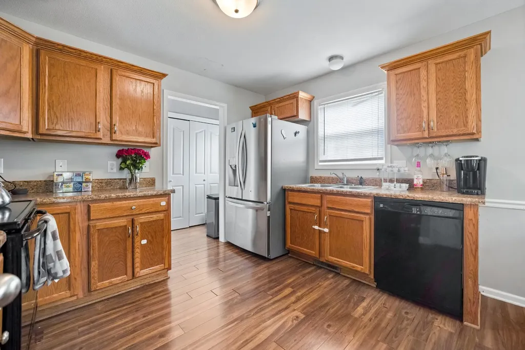 644 Foxfield Drive Clarksville TN 37042