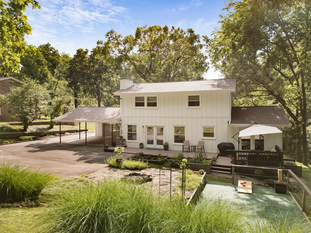 330 Forrest Valley Drive Nashville TN 37209