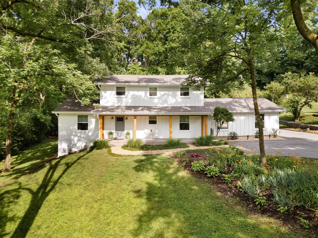 330 Forrest Valley Drive Nashville TN 37209