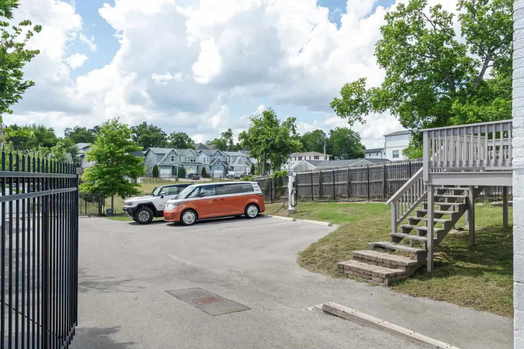 1606 Riverside Drive Nashville TN 37216
