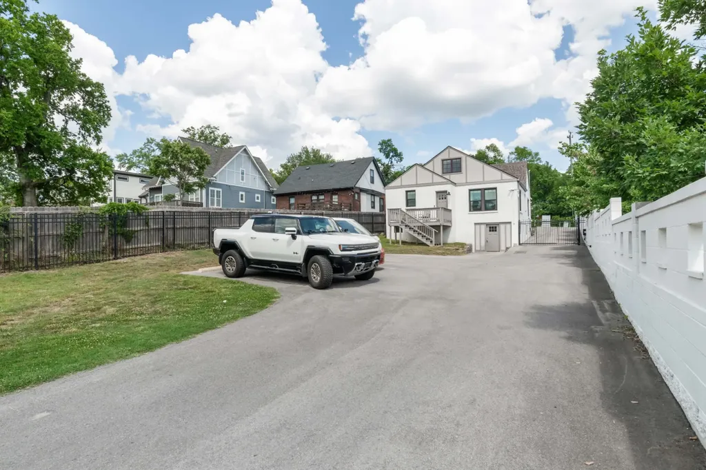 1606 Riverside Drive Nashville TN 37216