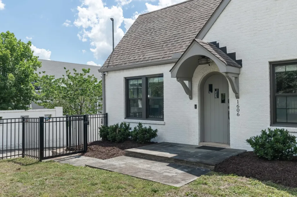 1606 Riverside Drive Nashville TN 37216