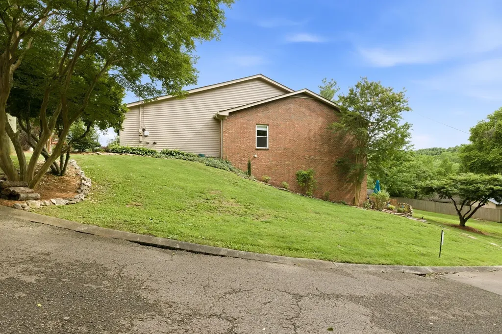 101 Morton Mill Circle Nashville TN 37221