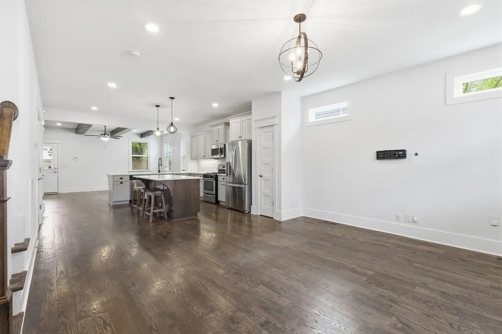 1814A 16th Ave, N Nashville TN 37208