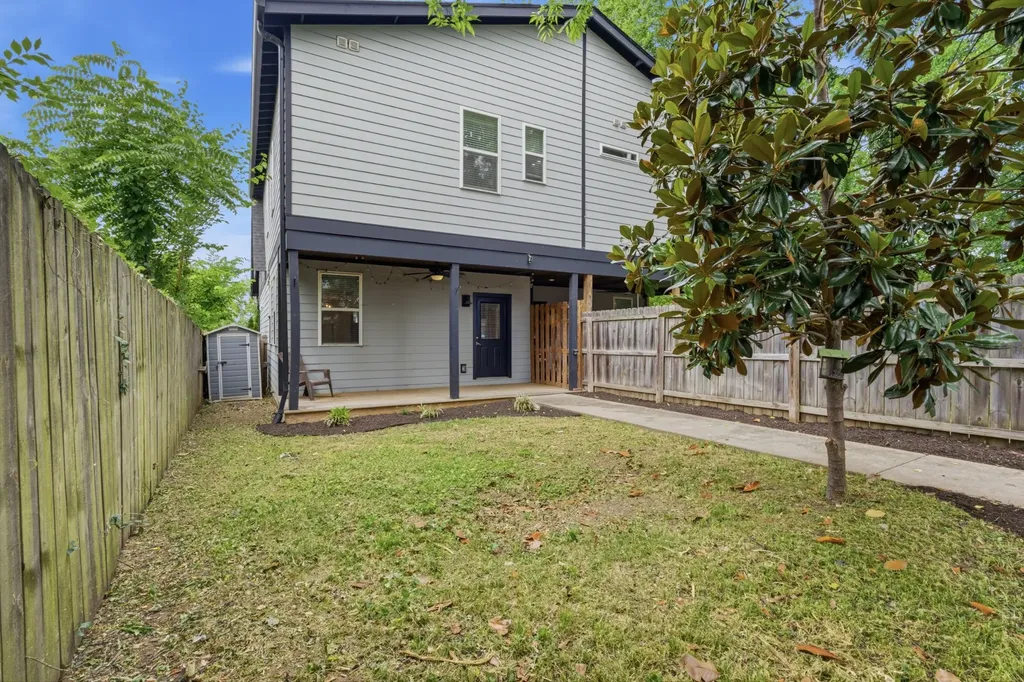 1814A 16th Ave, N Nashville TN 37208