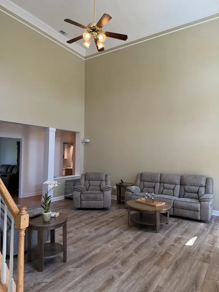 2010 Brunswick Drive Lebanon TN 37087