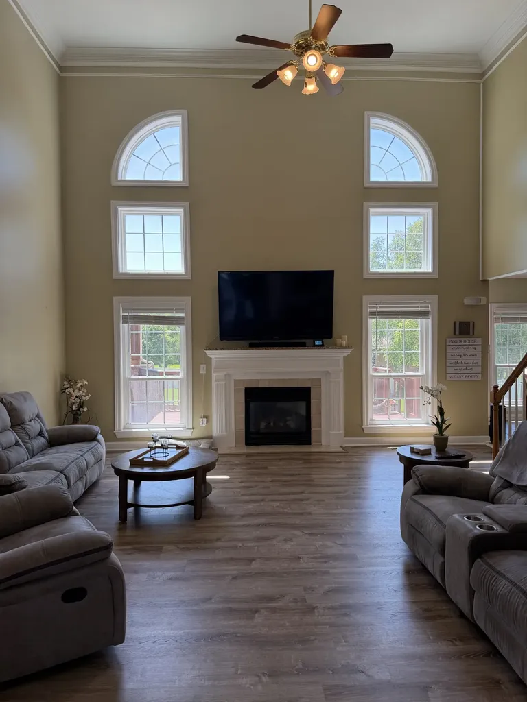 2010 Brunswick Drive Lebanon TN 37087