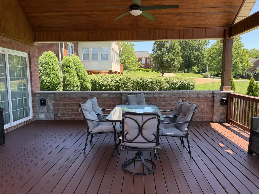 2010 Brunswick Drive Lebanon TN 37087