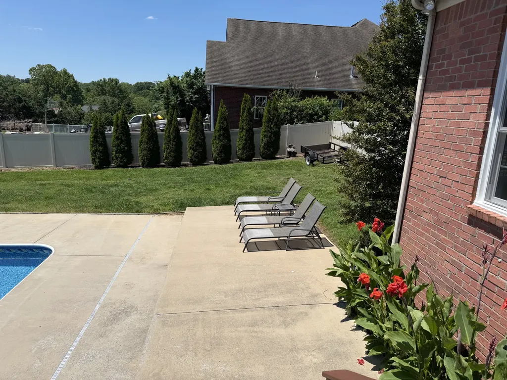 2010 Brunswick Drive Lebanon TN 37087