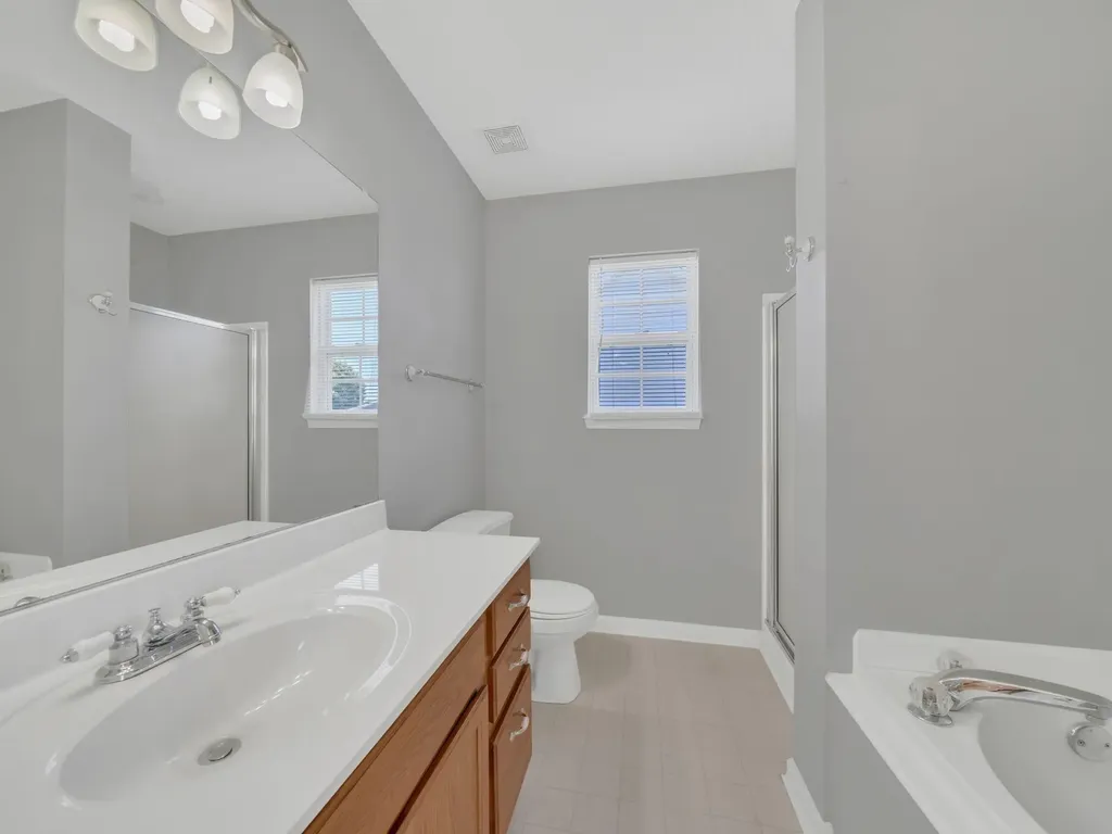 3825 Roscommon Way Clarksville TN 37040