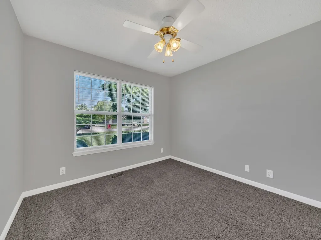 3825 Roscommon Way Clarksville TN 37040