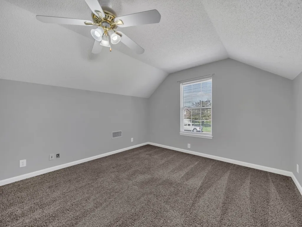 3825 Roscommon Way Clarksville TN 37040