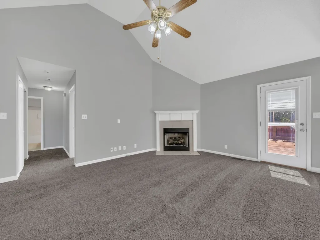 3825 Roscommon Way Clarksville TN 37040