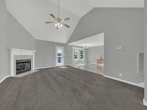 3825 Roscommon Way Clarksville TN 37040