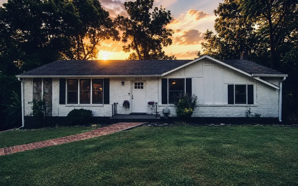 505 Harding Place Nashville TN 37211