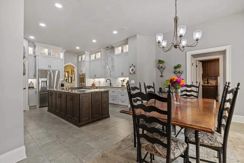 824 Stonebrook Drive Lebanon TN 37087