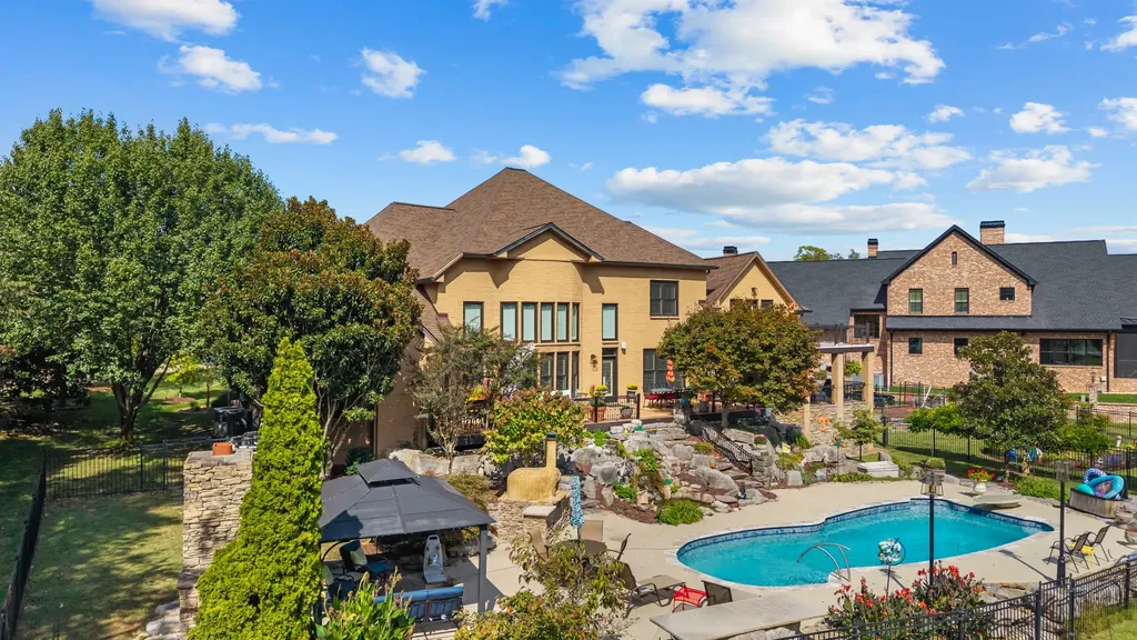 824 Stonebrook Drive Lebanon TN 37087