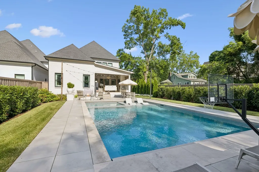 4406 Lealand Lane Nashville TN 37204