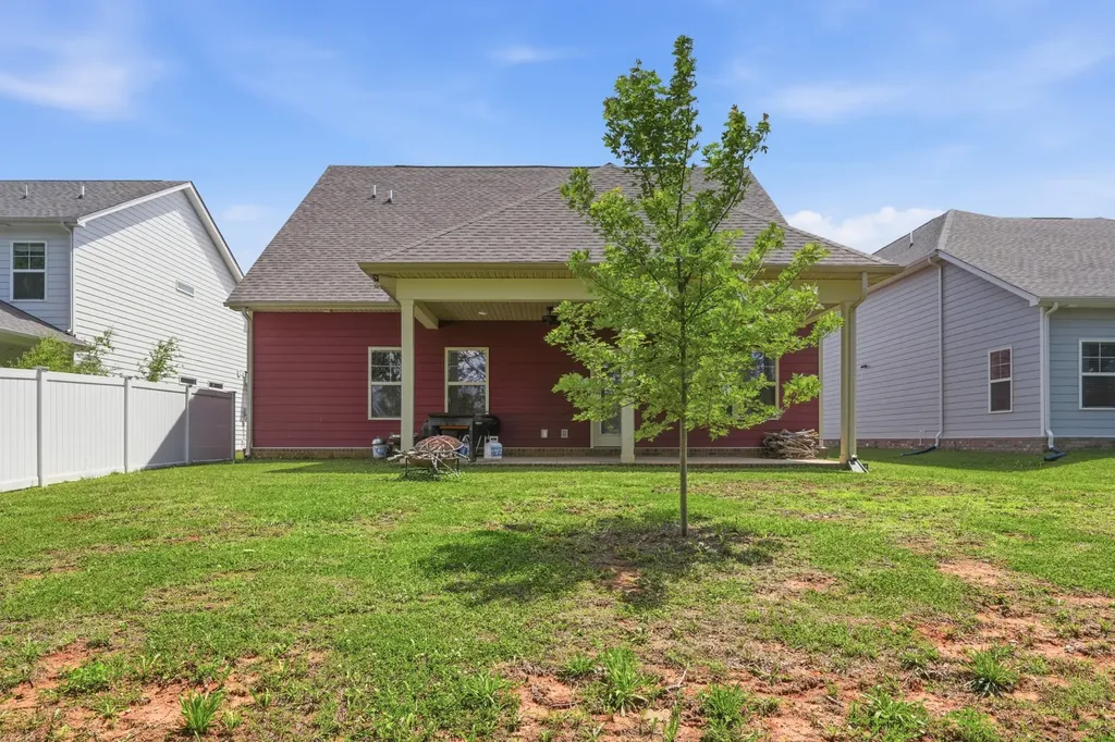 2407 Fig Drive Murfreesboro TN 37127