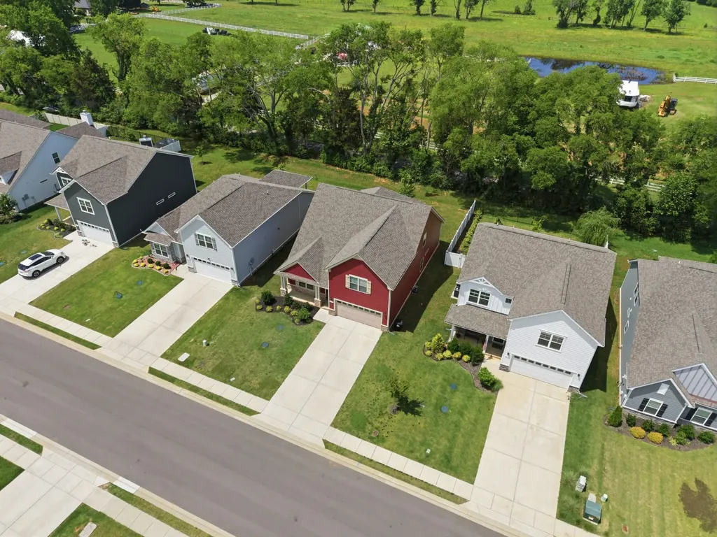 2407 Fig Drive Murfreesboro TN 37127