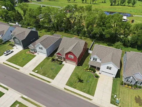 2407 Fig Drive Murfreesboro TN 37127