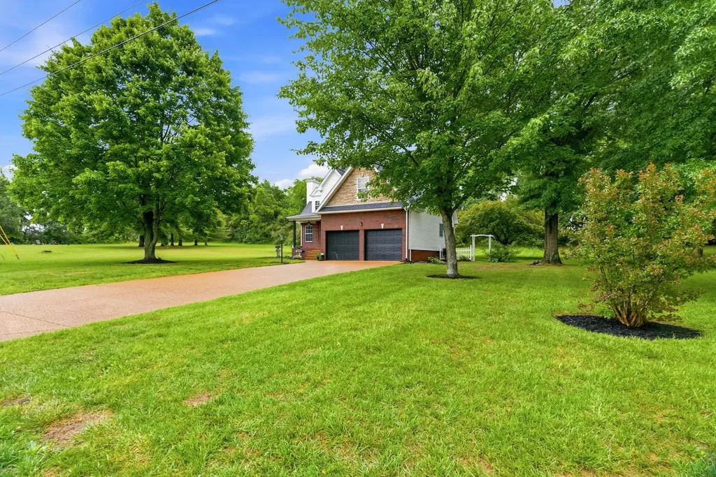 128 Cody Court Portland TN 37148