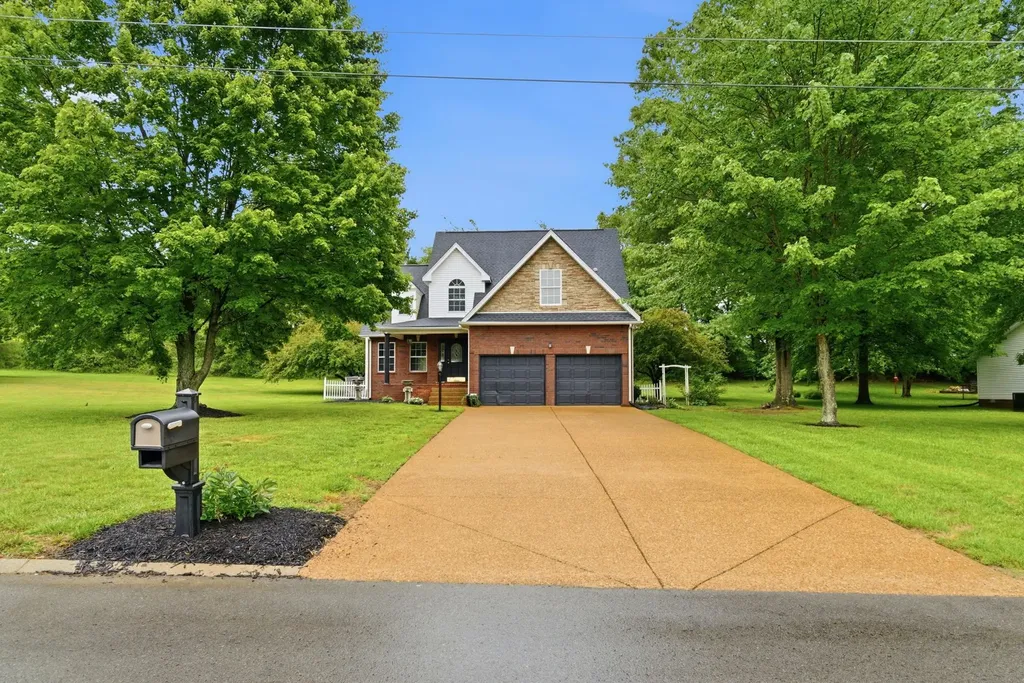 128 Cody Court Portland TN 37148