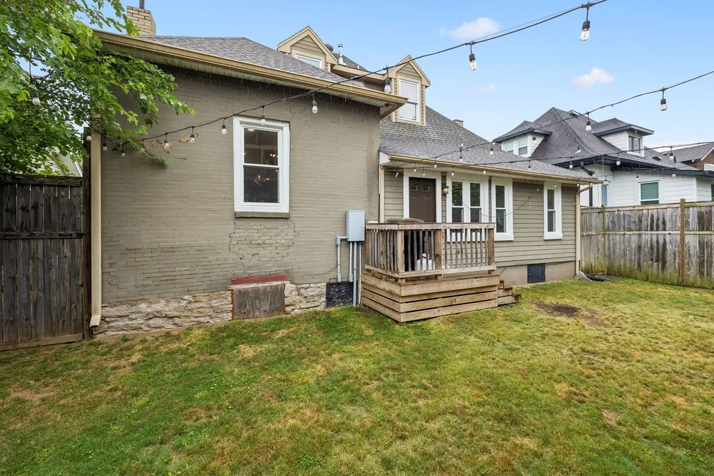 913 15th Ave, S Nashville TN 37212