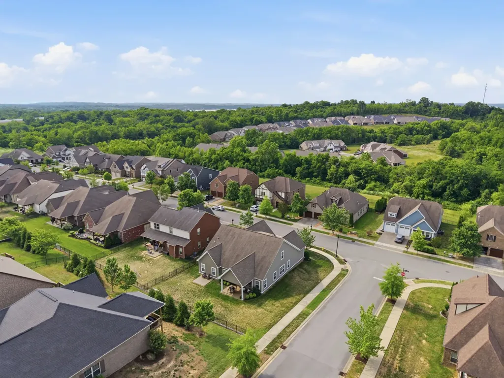 167 Dayflower Drive Hendersonville TN 37075