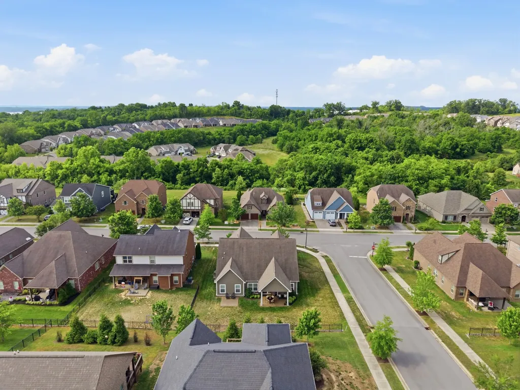167 Dayflower Drive Hendersonville TN 37075