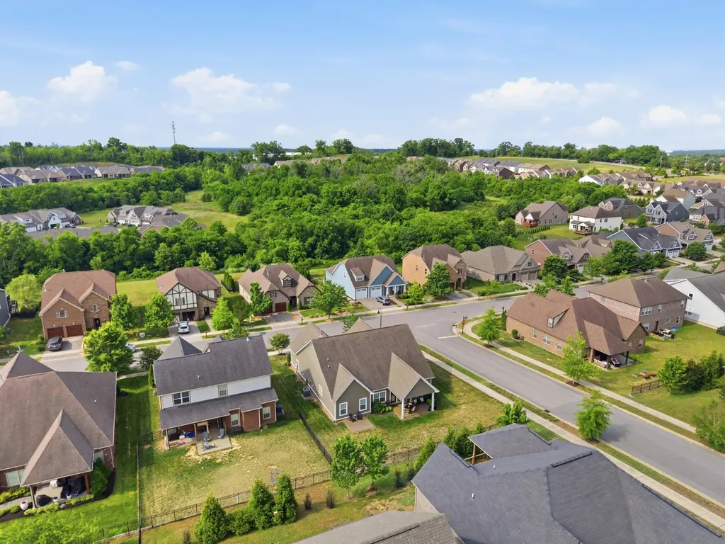 167 Dayflower Drive Hendersonville TN 37075