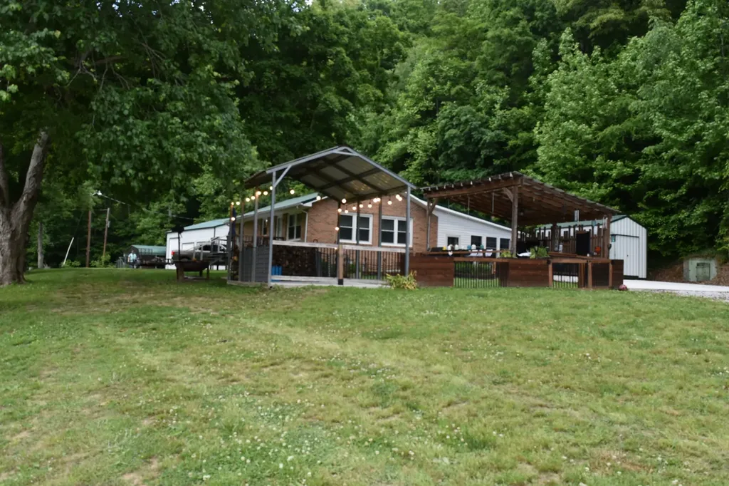 1331 Turkey Creek Loop Tullahoma TN 37388