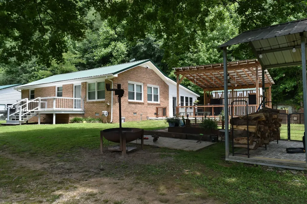 1331 Turkey Creek Loop Tullahoma TN 37388