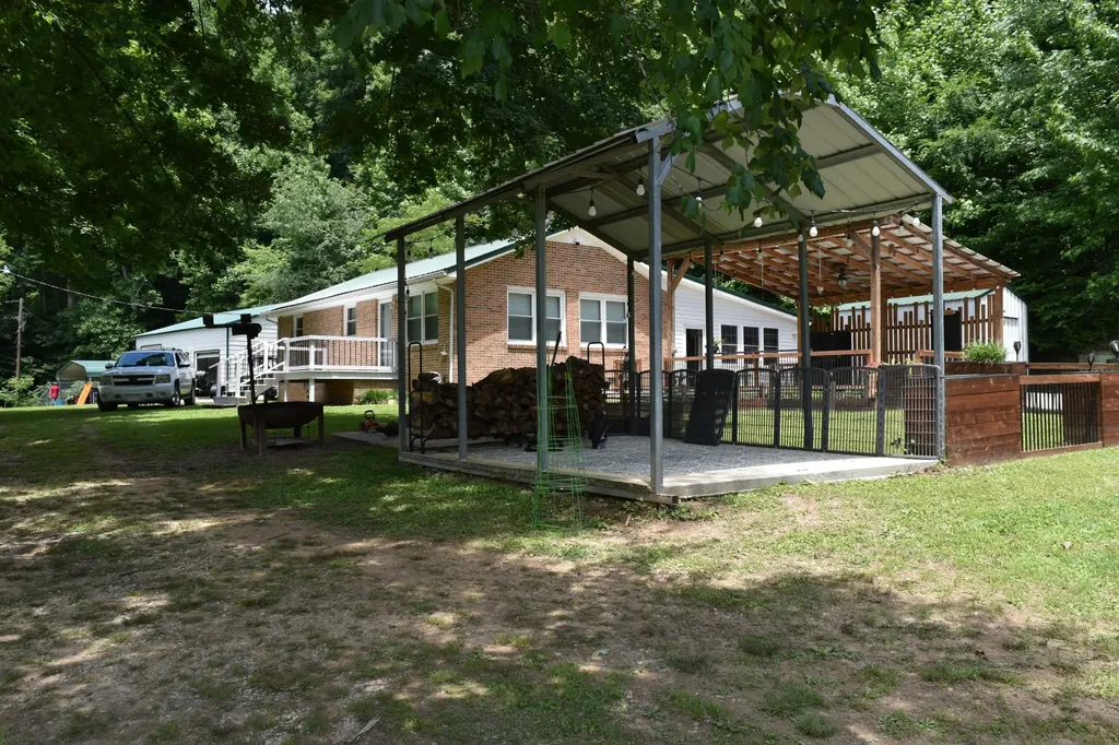 1331 Turkey Creek Loop Tullahoma TN 37388