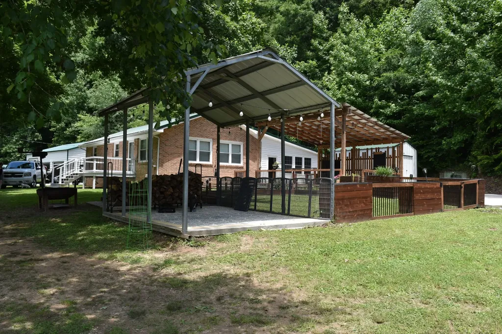 1331 Turkey Creek Loop Tullahoma TN 37388