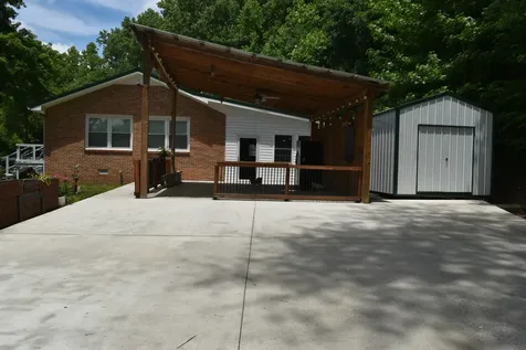 1331 Turkey Creek Loop Tullahoma TN 37388