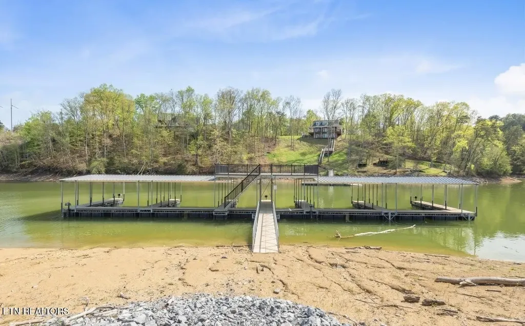 313 Sunrise Trail Dandridge TN 37725