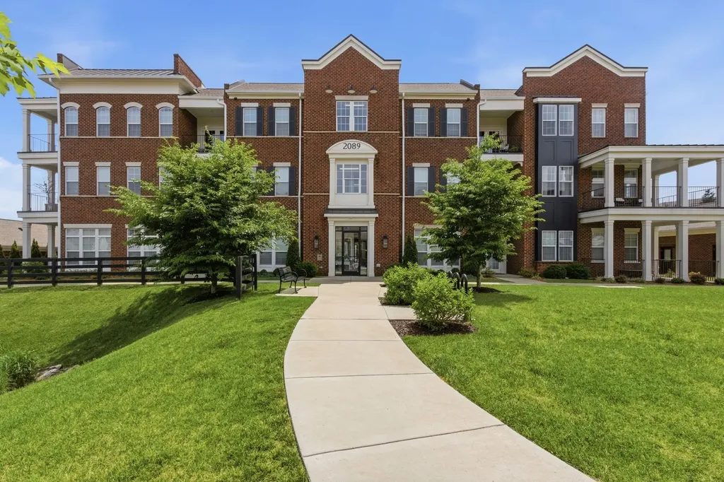 2089 Branford Place Thompsons Station TN 37179