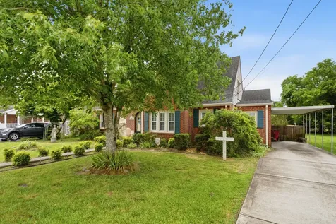 518 Jefferson Ave, E Carthage TN 37030