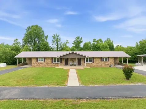 944 Brooksie Thompson Road Decaturville TN 38329