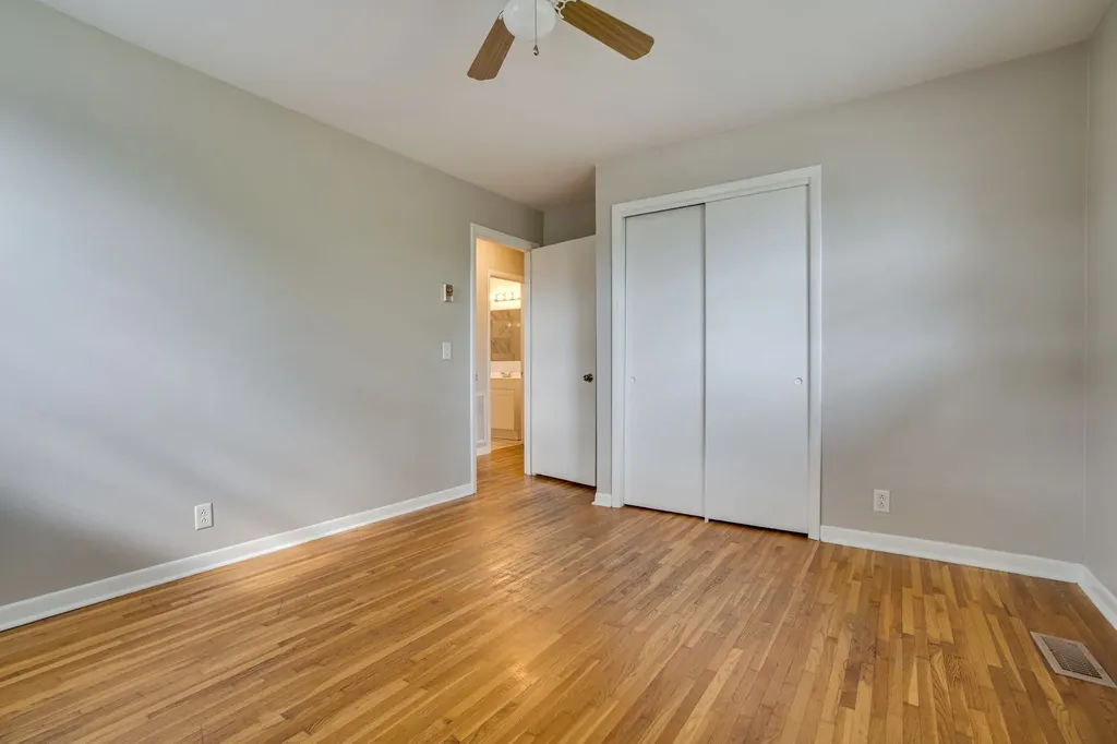 125 Curtis Cross Roads Hendersonville TN 37075