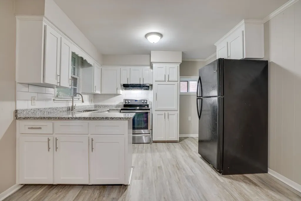 125 Curtis Cross Roads Hendersonville TN 37075