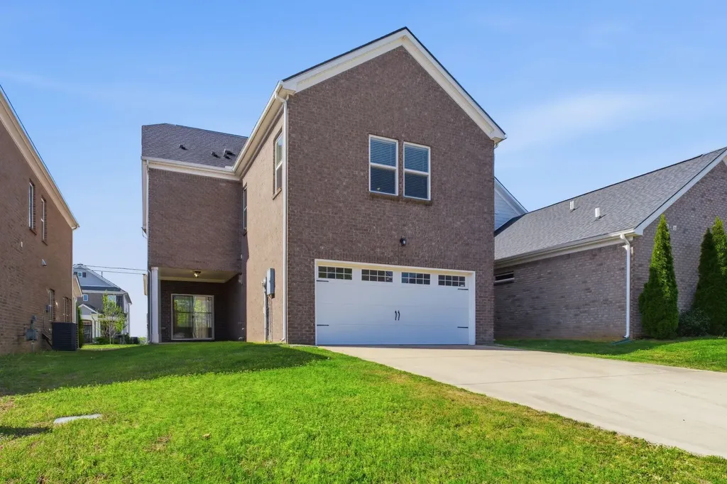 3725 Hoggett Ford Road Hermitage TN 37076