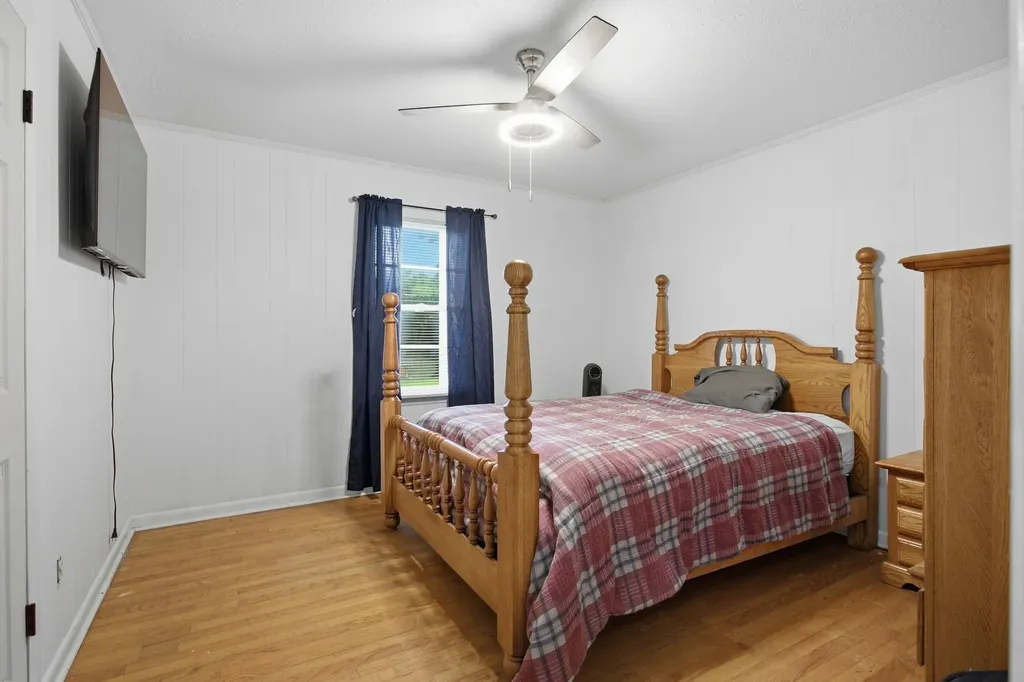 2040 Glencoe Road Culleoka TN 38451