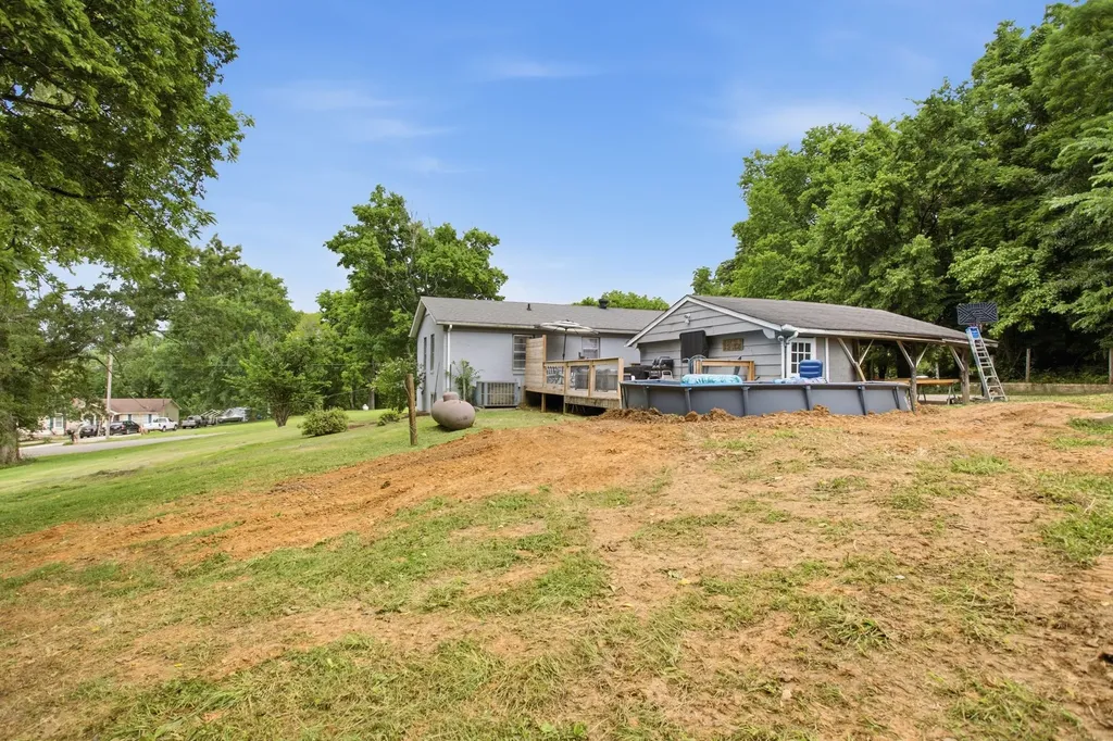 2040 Glencoe Road Culleoka TN 38451
