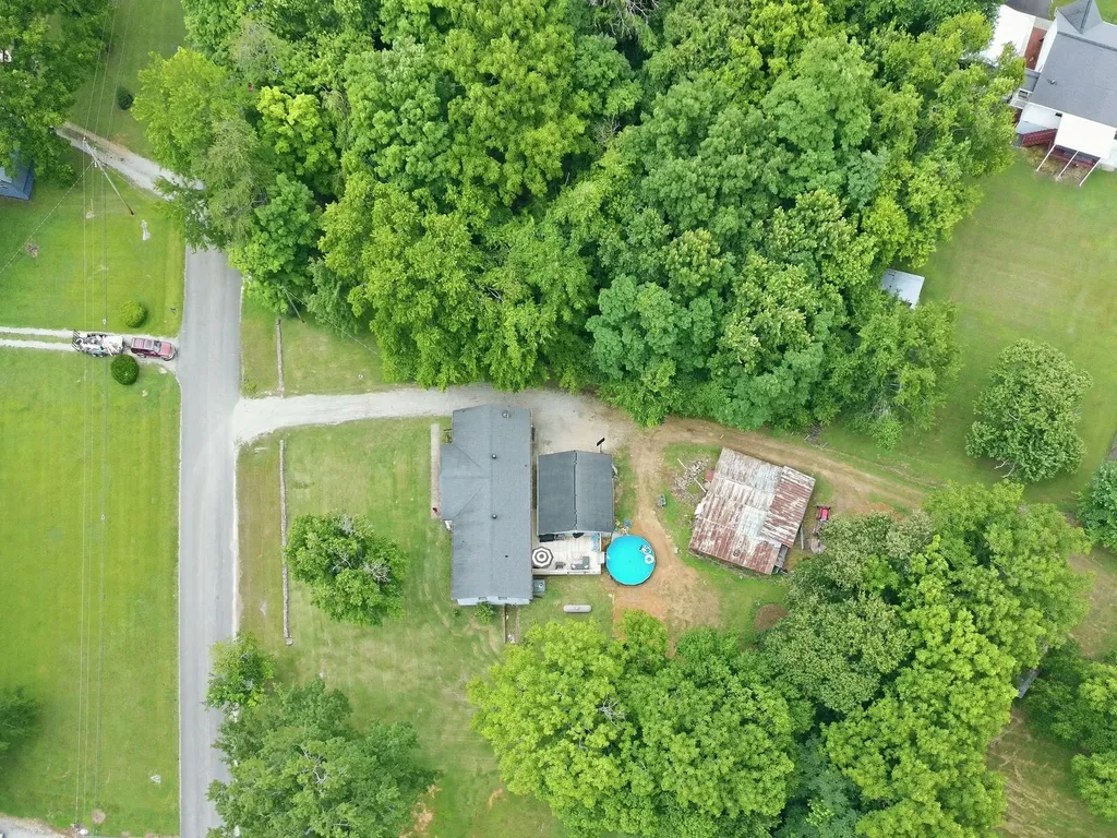 2040 Glencoe Road Culleoka TN 38451