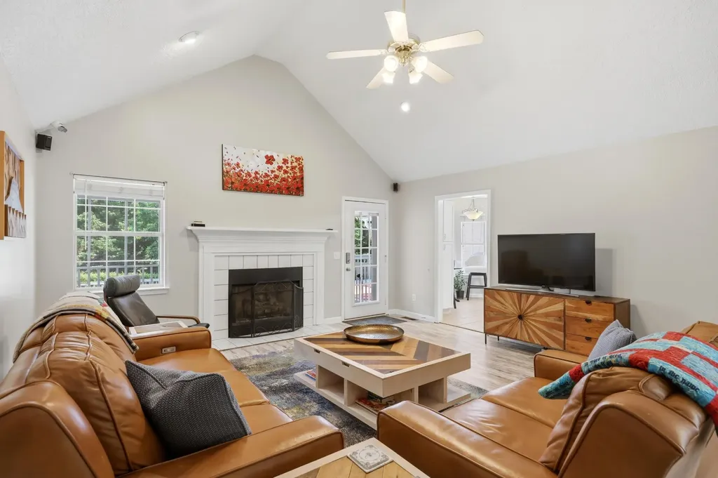 6601 Woody Cove Lane Harrison TN 37341