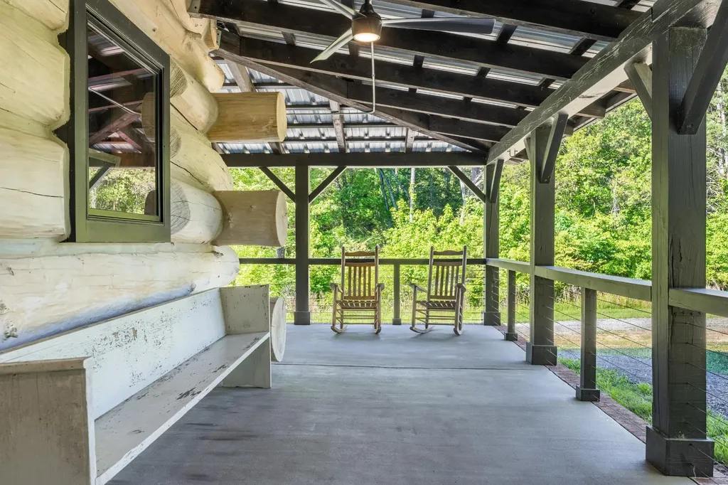 11716 S Crestwood Trail Harrison TN 37341