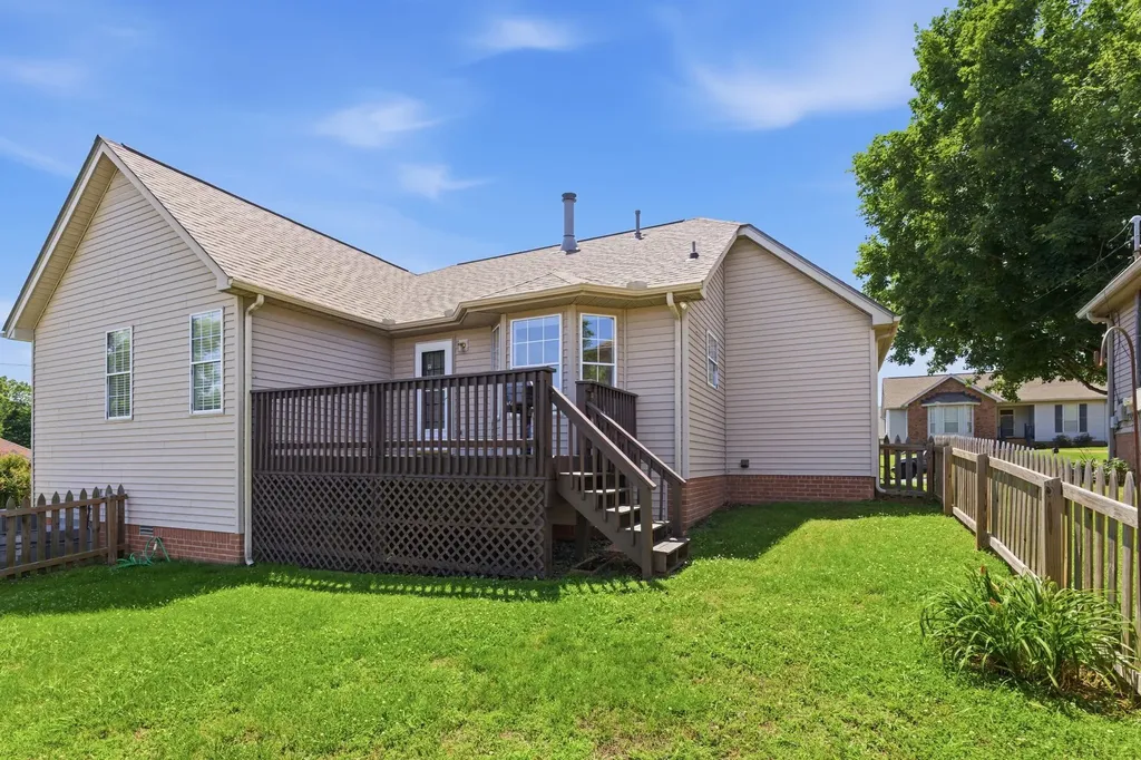 1229 Crestfield Drive Nashville TN 37211