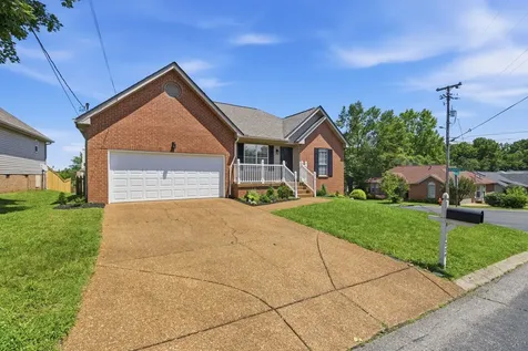 1229 Crestfield Drive Nashville TN 37211